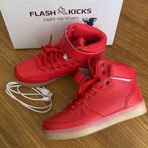 New FLASH KICKS Unisex Red Light-Up High Top Sneakers USB Recharging Shoes 5 35